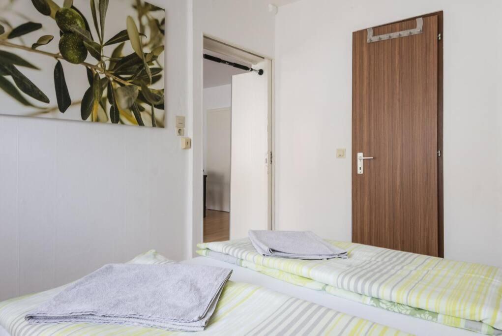Gemuetliche Wohnung Im Schwarzwald In Bester Lage Von 巴特维尔德巴德 外观 照片